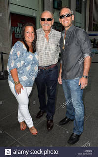 Ashley Broad feet photo thumbnail