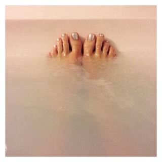 Ashley C. Williams feet photo 17