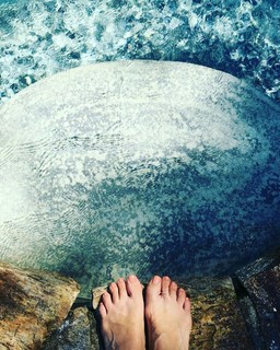 Ashley C. Williams feet photo 3