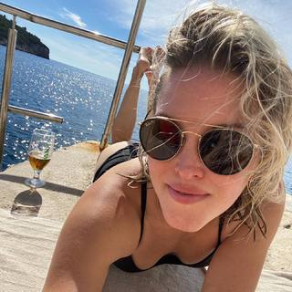 Ashley Campbell feet photo 2