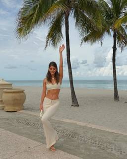 Ashley Dickerson feet photo 7