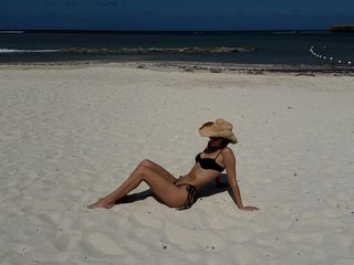 Ashley Dickerson feet photo 8