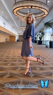 Ashley Eckstein feet photo 7