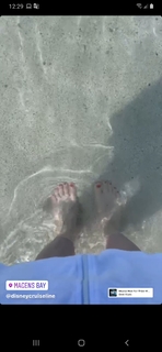 Ashley Eckstein feet photo 4