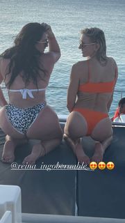 Ashley Fliehr feet photo thumbnail