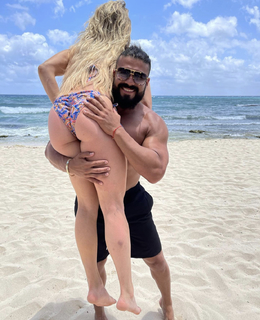Ashley Fliehr feet photo thumbnail