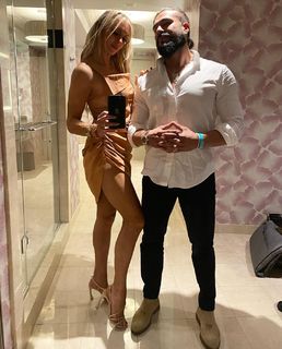 Ashley Fliehr feet photo thumbnail