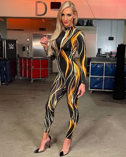 Ashley Fliehr feet photo thumbnail