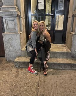 Ashley Fliehr feet photo thumbnail