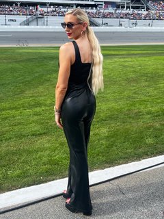 Ashley Fliehr feet photo thumbnail