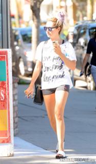 Ashley French feet photo 11