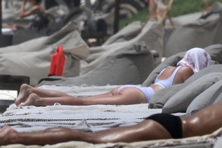 Ashley French feet photo 4