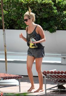 Ashley French feet photo 1