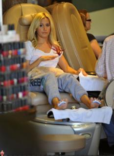 Ashley French feet photo 4