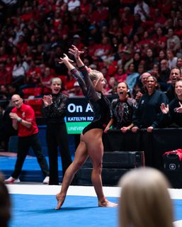 Ashley Glynn feet photo thumbnail