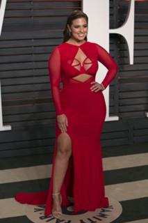 Ashley Graham feet photo thumbnail