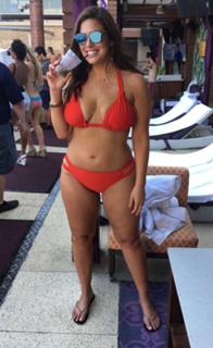 Ashley Graham feet photo thumbnail