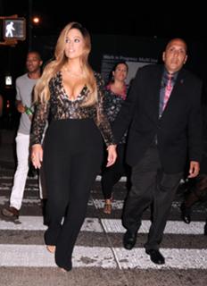 Ashley Graham feet photo thumbnail