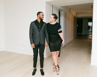 Ashley Graham feet photo thumbnail