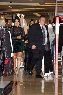 Ashley Graham feet photo thumbnail