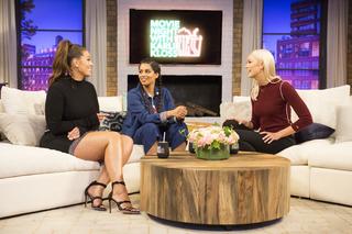 Ashley Graham feet photo thumbnail