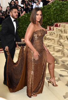 Ashley Graham feet photo thumbnail