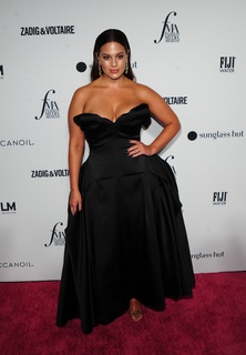 Ashley Graham feet photo thumbnail