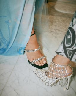 Ashley Graham feet photo thumbnail
