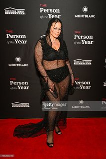 Ashley Graham feet photo thumbnail