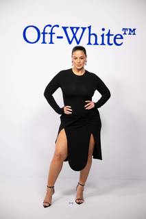 Ashley Graham feet photo thumbnail