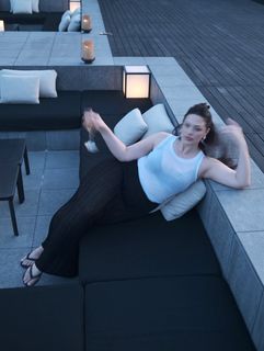 Ashley Graham feet photo thumbnail