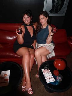 Ashley Graham feet photo 7