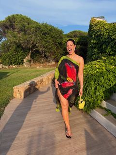 Ashley Graham feet photo 10