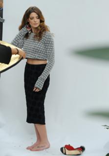 Ashley Greene feet photo thumbnail