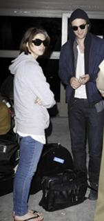 Ashley Greene feet photo thumbnail