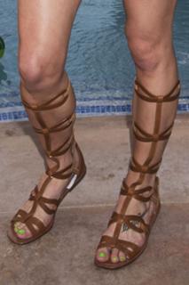 Ashley Greene feet photo thumbnail