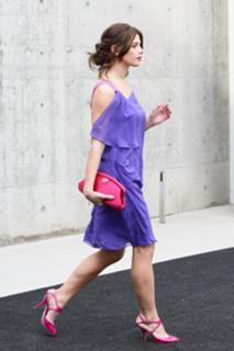 Ashley Greene feet photo thumbnail