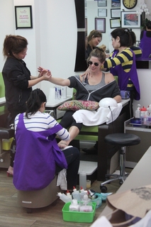 Ashley Greene feet photo thumbnail