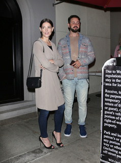 Ashley Greene feet photo thumbnail