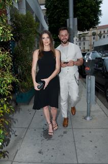 Ashley Greene feet photo thumbnail