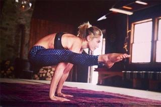 Ashley Hart feet photo 5