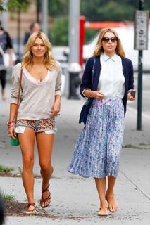 Ashley Hart feet photo 4