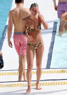 Ashley Hart feet photo 9