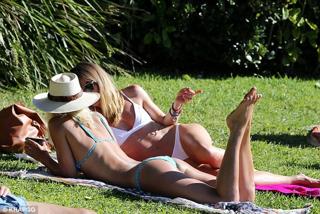 Ashley Hart feet photo 11