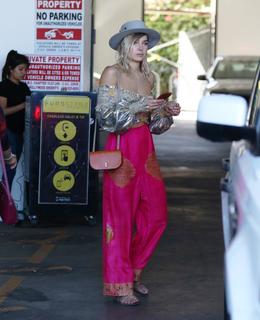 Ashley Hart feet photo 7