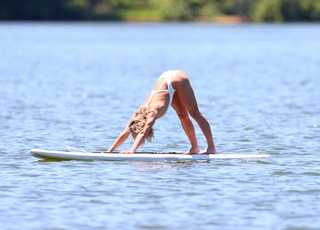 Ashley Hart feet photo 9