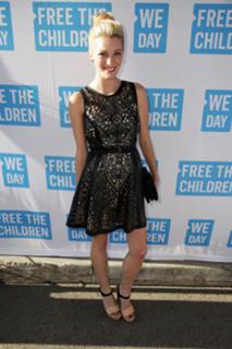 Ashley Hinshaw feet photo 16