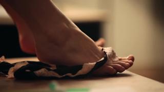 Ashley Hinshaw feet photo 12