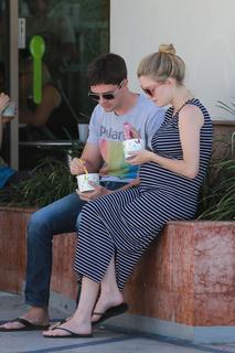 Ashley Hinshaw feet photo 20