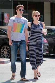 Ashley Hinshaw feet photo 18